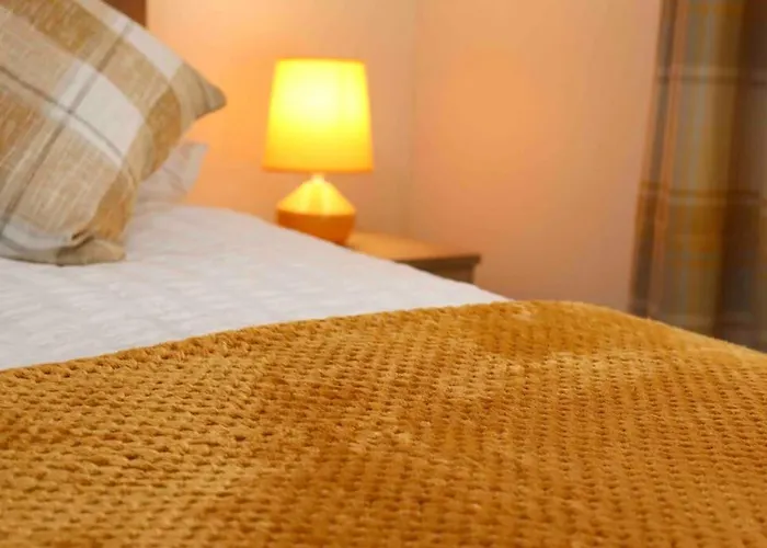 Cheerful 2 Bedroom Residential - Free Parking * Leeds (West Yorkshire)