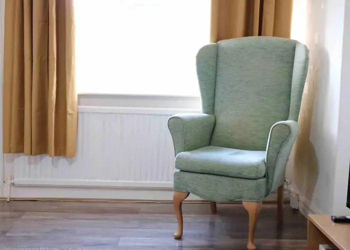 Cheerful 2 Bedroom Residential - Free Parking * Leeds (West Yorkshire)