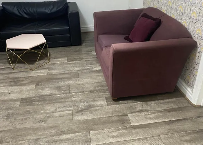 Holiday home Cheerful 2 Bedroom Residential - Free Parking *